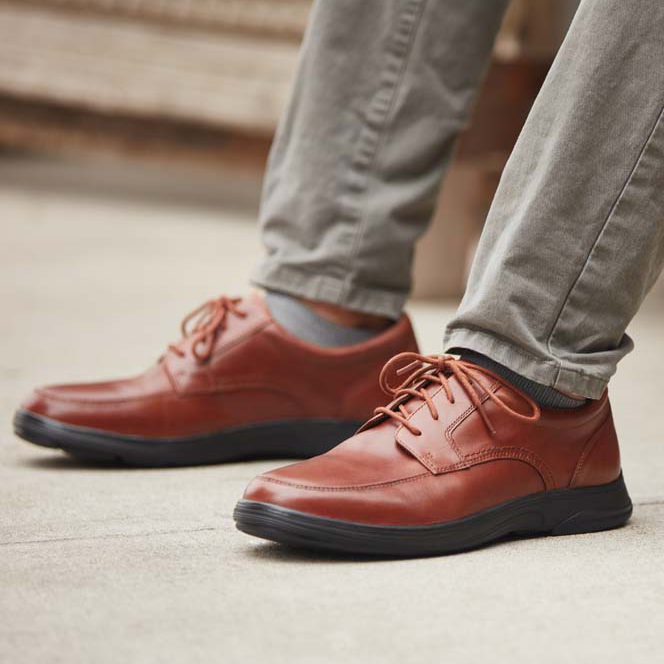 bend-oregon-lifestyle-shoe-photography-whiskey-footwear