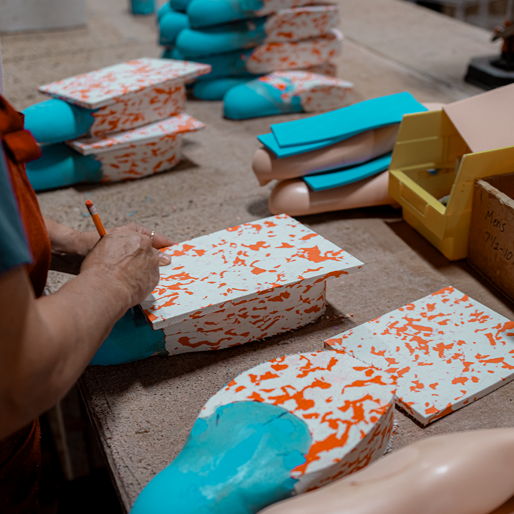 custom-accommodative-inserts-for-men-and-women-orthotics-process-materials-design